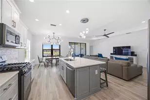 225 Benedetto Ct, Nokomis, FL 34275 - Photo 11