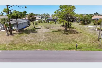 9 Long Meadow Lane, Rotonda West, FL 33947 - Photo 3