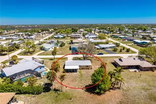 2550 10th St, Englewood, FL 34224 - Photo 43