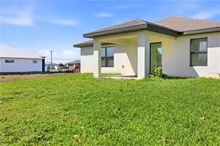 1317 NE 2nd Ave, Cape Coral, FL 33909 - Photo 37