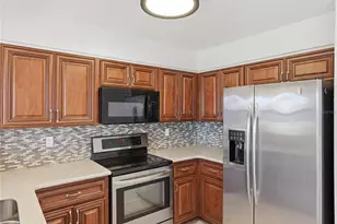 19359 Boulder Ave, Port Charlotte, FL 33954 - Photo 9