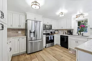 8362 Pelican Rd, Englewood, FL 34224 - Photo 9