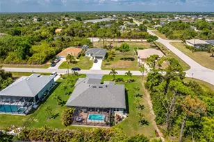 185 Hercules Dr, Rotonda West, FL 33947 - Photo 61