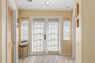 1052 Kant St, Englewood, FL 34224 - Photo 7