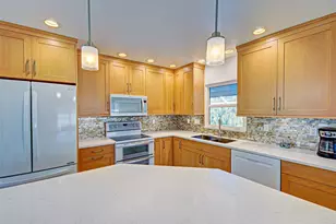 940 Brengle Ave, Englewood, FL 34223 - Photo 15