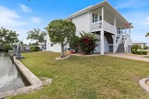 9181 Lake Dr, Englewood, FL 34224 - Photo 5