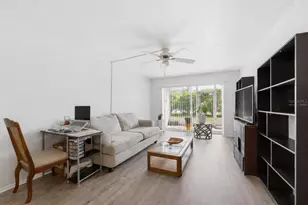 3900 Roxane Blvd, Sarasota, FL 34235 - Photo 7