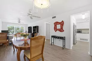 3900 Roxane Blvd, Sarasota, FL 34235 - Photo 5