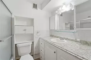 3900 Roxane Blvd, Sarasota, FL 34235 - Photo 21