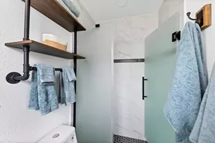 843 Palmetto St, Englewood, FL 34223 - Photo 17