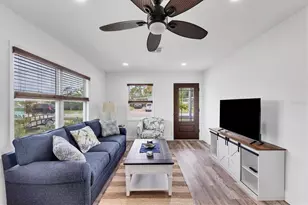 843 Palmetto St, Englewood, FL 34223 - Photo 5