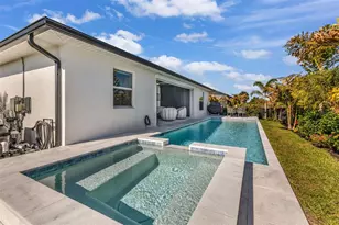 139 Wright Dr, Rotonda West, FL 33947 - Photo 3