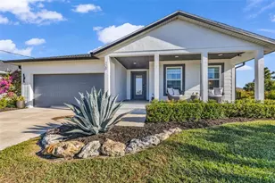 139 Wright Dr, Rotonda West, FL 33947 - Photo 1