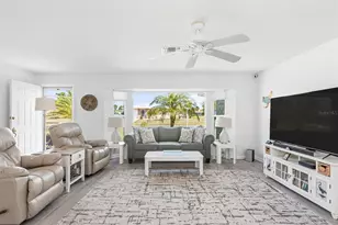 202 Caddy Rd, Rotonda West, FL 33947 - Photo 9