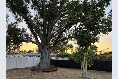 231 Lakeview Lane, Englewood, FL 34223 - Photo 31