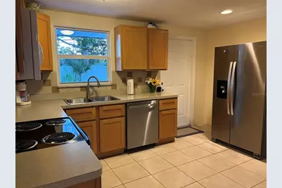 231 Lakeview Lane, Englewood, FL 34223 - Photo 5