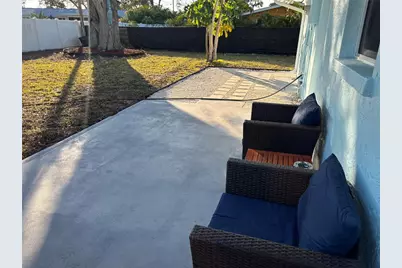 231 Lakeview Lane, Englewood, FL 34223 - Photo 33