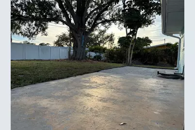 231 Lakeview Lane, Englewood, FL 34223 - Photo 35