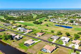 920 Rotonda Cir, Rotonda West, FL 33947 - Photo 5