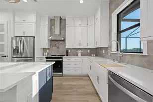 10401 Sunday Dr, Port Charlotte, FL 33981 - Photo 17