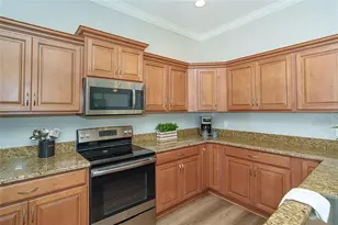 641 Guild Dr, Venice, FL 34285 - Photo 9