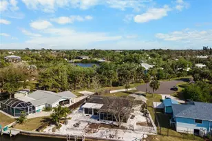 1030 Drury Ln, Englewood, FL 34224 - Photo 47