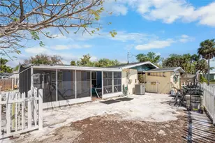 1030 Drury Ln, Englewood, FL 34224 - Photo 29