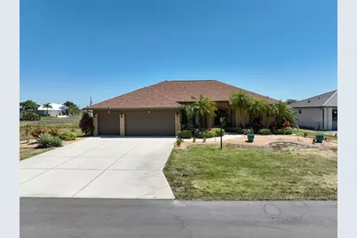 19 Medalist Way, Rotonda West, FL 33947 - Photo 1
