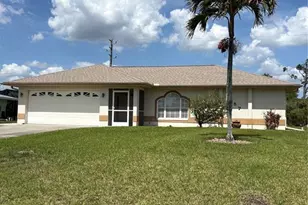 157 Annapolis Ln, Rotonda West, FL 33947 - Photo 1