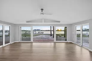 1424 Lemon Bay Dr, Englewood, FL 34223 - Photo 17