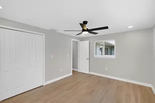 1424 Lemon Bay Dr, Englewood, FL 34223 - Photo 45