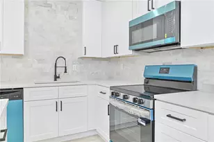 115 SE 24th Ave, Cape Coral, FL 33990 - Photo 7