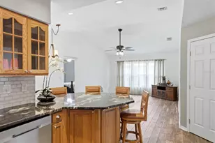 1434 Roosevelt Dr, Venice, FL 34293 - Photo 11