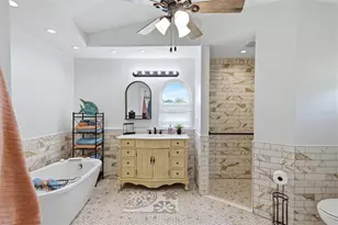 1434 Roosevelt Dr, Venice, FL 34293 - Photo 25