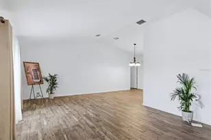 1434 Roosevelt Dr, Venice, FL 34293 - Photo 3