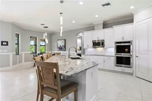 10706 Ironbridge Dr, Venice, FL 34293 - Photo 5