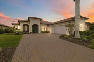 10706 Ironbridge Dr, Venice, FL 34293 - Photo 1