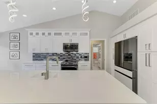 8300 Parkside Dr, Englewood, FL 34224 - Photo 19