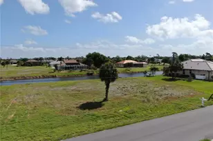 35 & 37 Tournament Rd, Rotonda West, FL 33947 - Photo 1