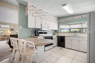 6162 Redwing Ave, Englewood, FL 34224 - Photo 5