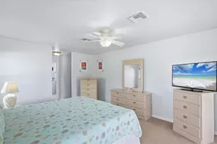 828 Rotonda Cir, Rotonda West, FL 33947 - Photo 17