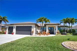 39 Medalist Rd, Rotonda West, FL 33947 - Photo 1