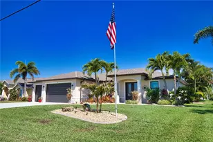 39 Medalist Rd, Rotonda West, FL 33947 - Photo 3