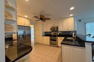 732 Santa Margerita Ln, Punta Gorda, FL 33950 - Photo 9