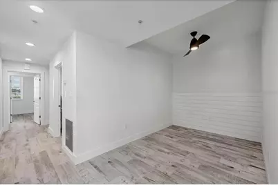 9203 Griggs Road #204, Englewood, FL 34224 - Photo 11