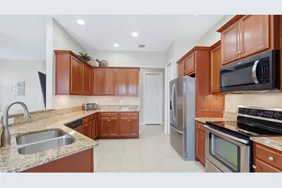 13177 Creekside Lane, Port Charlotte, FL 33953 - Photo 17