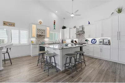 220 Mockingbird Lane, Englewood, FL 34223 - Photo 5