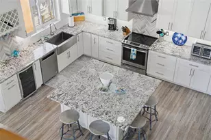 220 Mockingbird Ln, Englewood, FL 34223 - Photo 9