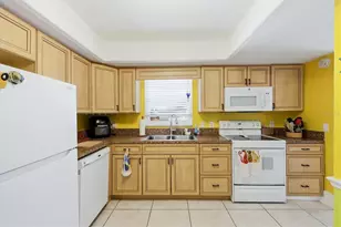 12 Golfview Ct, Rotonda West, FL 33947 - Photo 21