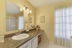 1290 Lakeside Dr, Venice, FL 34293 - Photo 55